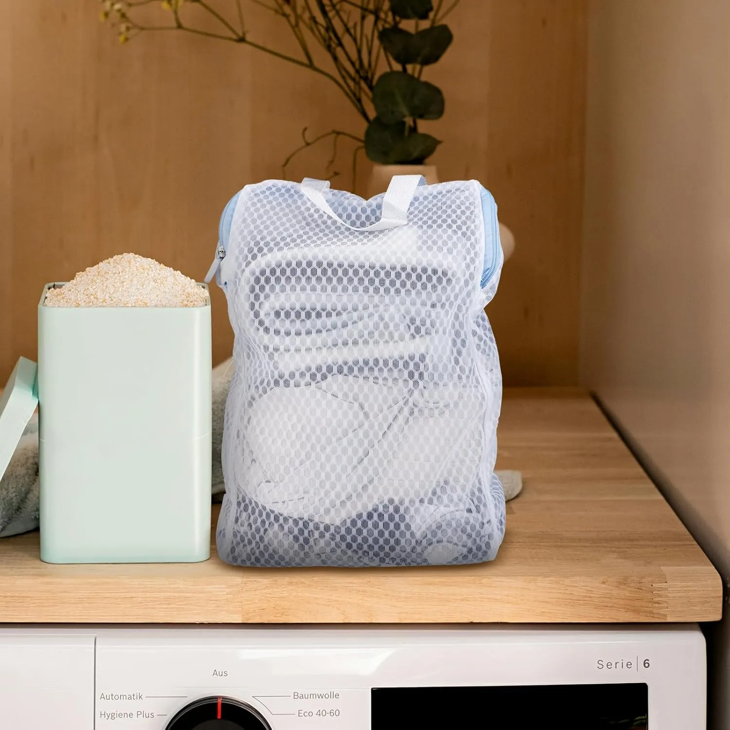 6 PCS Honeycomb Mesh Laundry Bag with Handle, 13.3 x 7.8 Inch Zippered Mesh Laundry Bag, Extra Large Opening, Side Widening, for Washing Socks, Baby Items, Lingerie, Travel Garments (Pink and Blue)