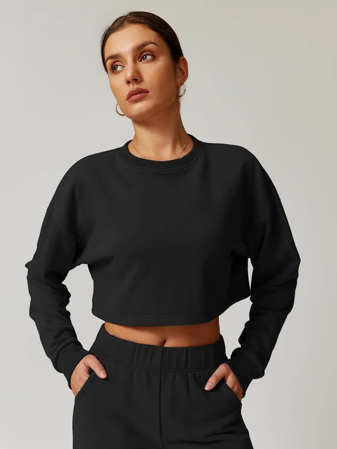 ABOCIW Womens 2 Piece Sweatsuits Set Long Sleeve Open Back Cropped Sweatshirt Wide Leg Sweatpants Fall Outfits Tracksuit