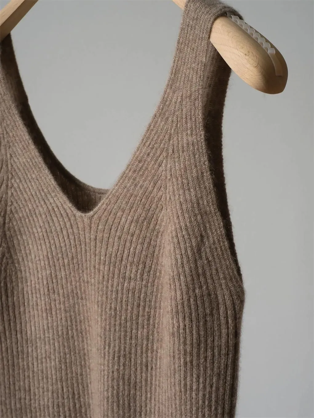 Women Camisole V-Neck Tank Tops Sleeveless Knitted Inner Wear Vest